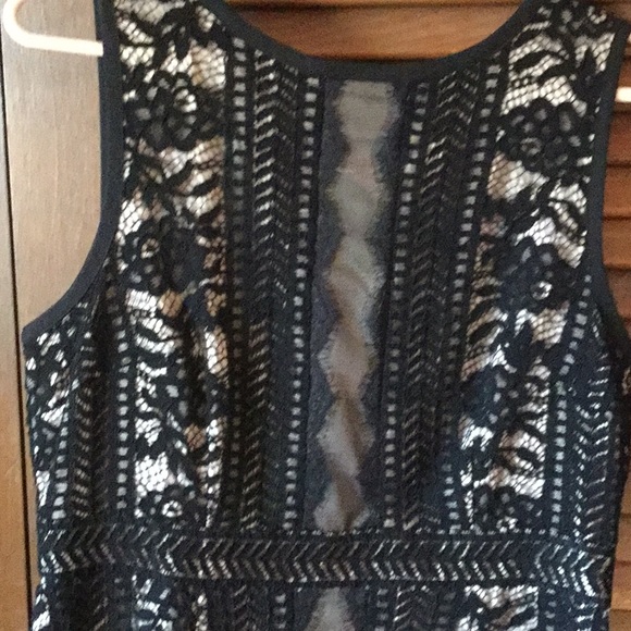 Black lace dress, size 12 Adrianna Papell. - Picture 2 of 7